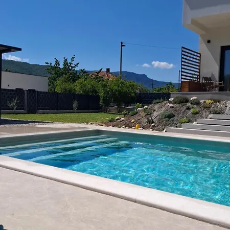 Velaris Villa *